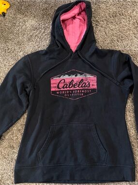 Cabela's Black Pullover Hoodie with Pink Graphic